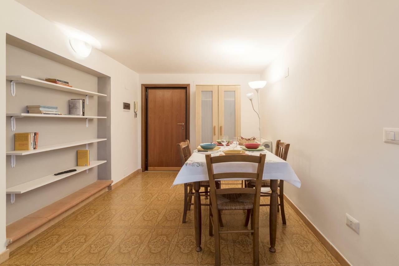 شقة Peperino Attic Flat تْشامبينو المظهر الخارجي الصورة