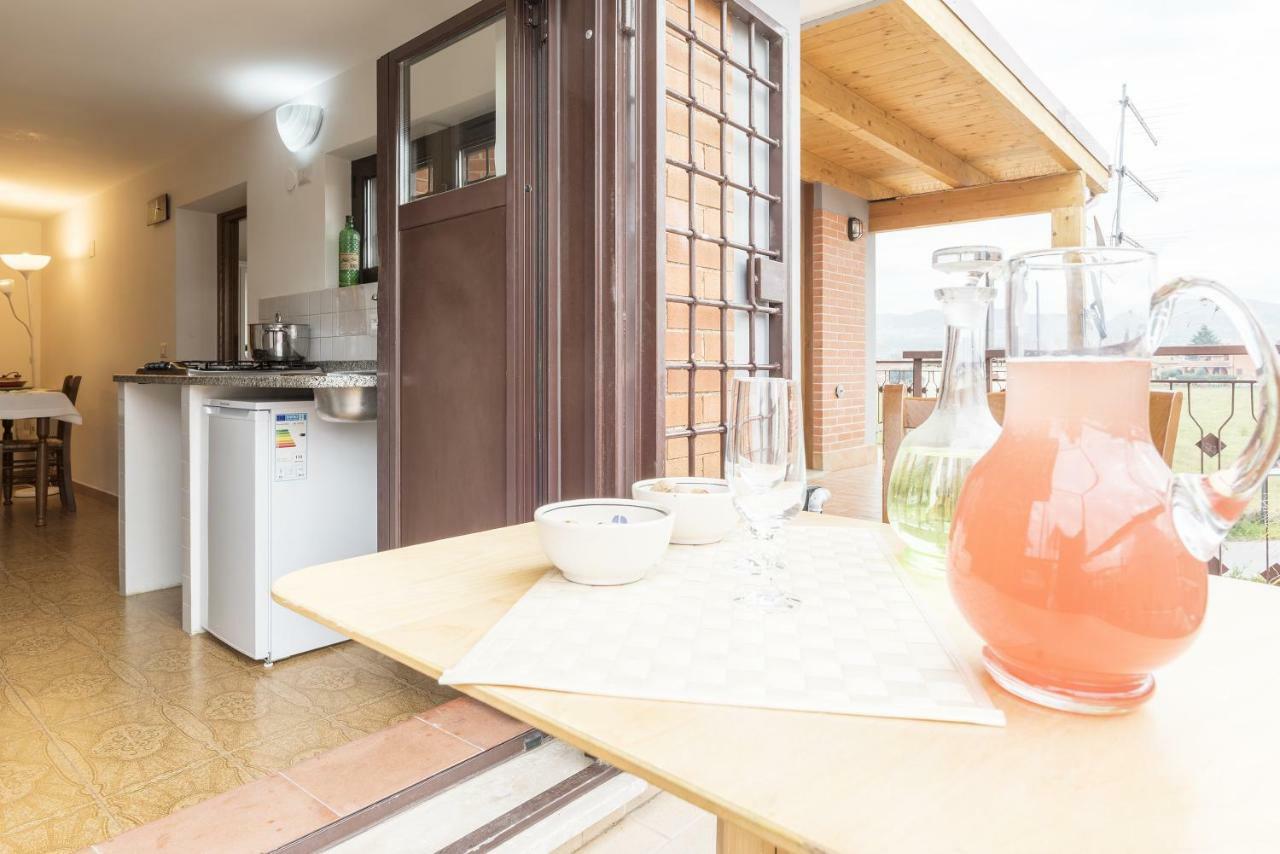 شقة Peperino Attic Flat تْشامبينو المظهر الخارجي الصورة